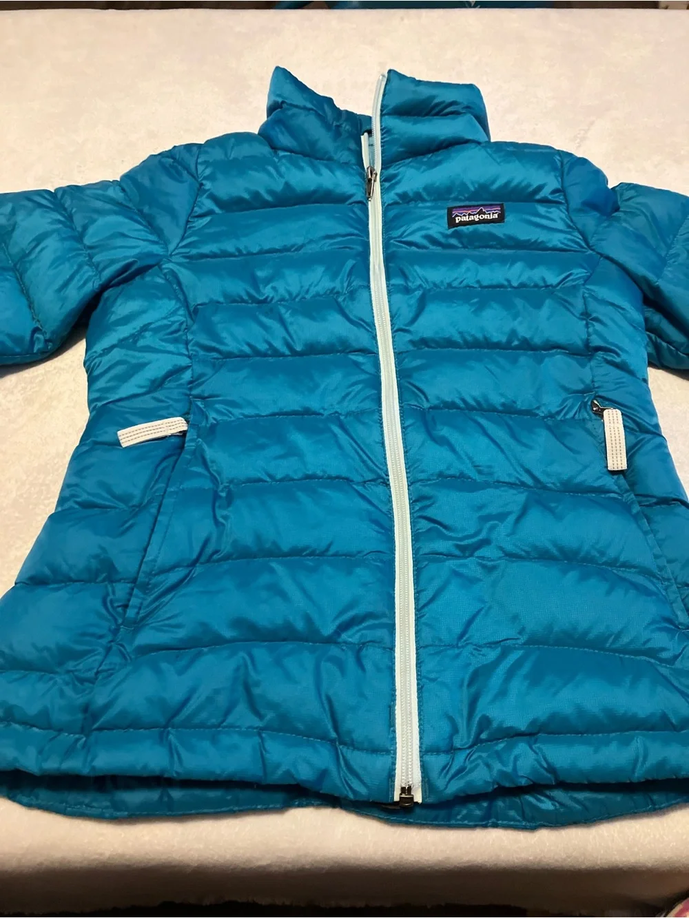 Patagonia Kids' Teal Down Jacket - Picture 3 of 6